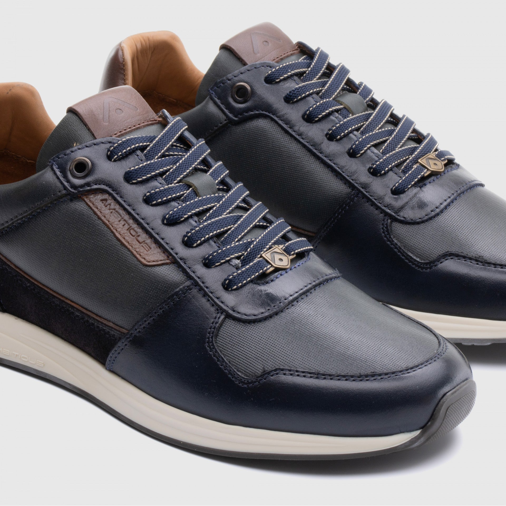 Ambitious Footwear SLOW Sneaker 6565AM