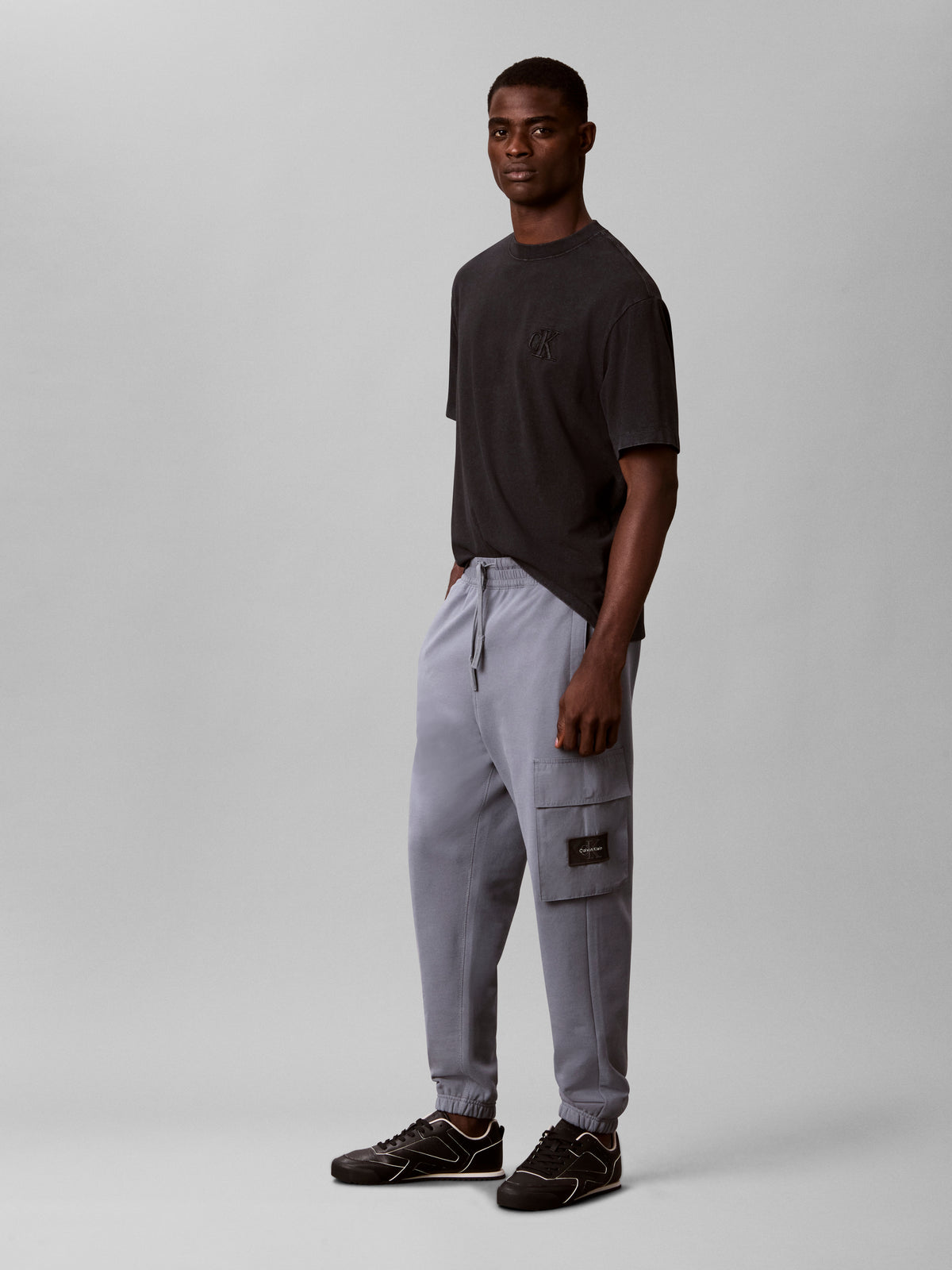 Calvin Klein 350 Terry Cargo Joggers RJ204G