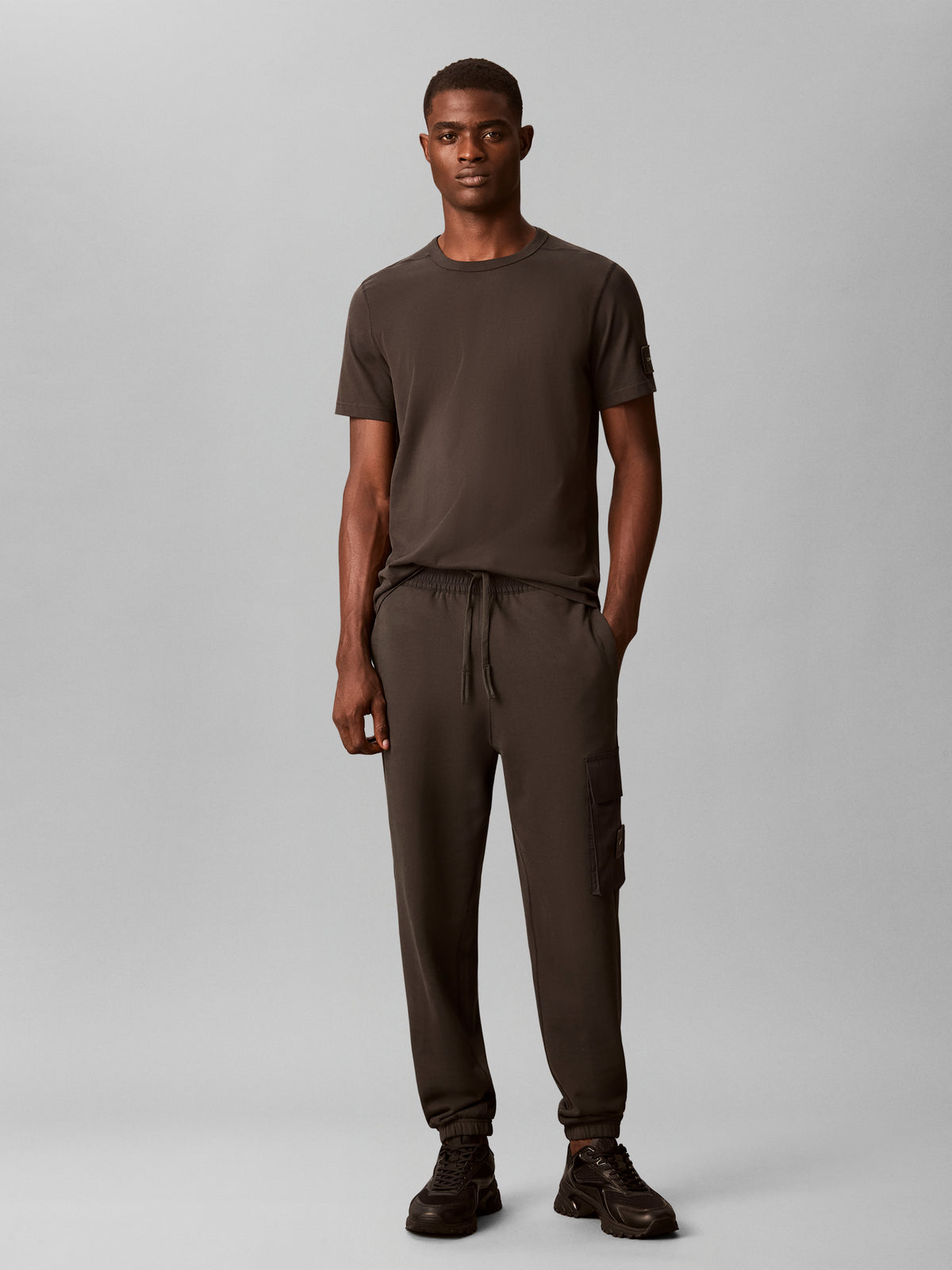Calvin Klein 350 Terry Cargo Joggers RJ204G
