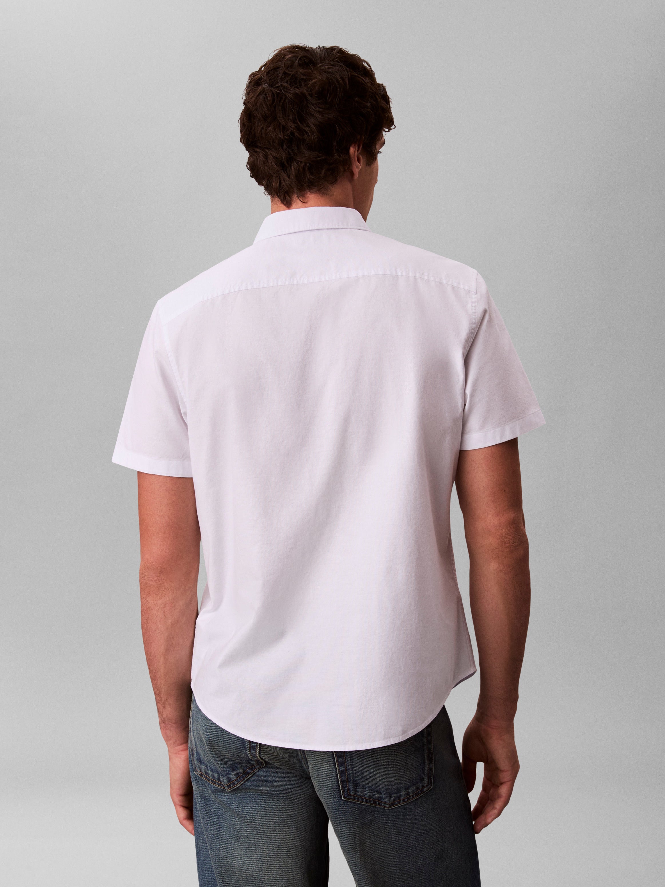 Calvin Klein Short Sleeve Oxford Shirt EM124