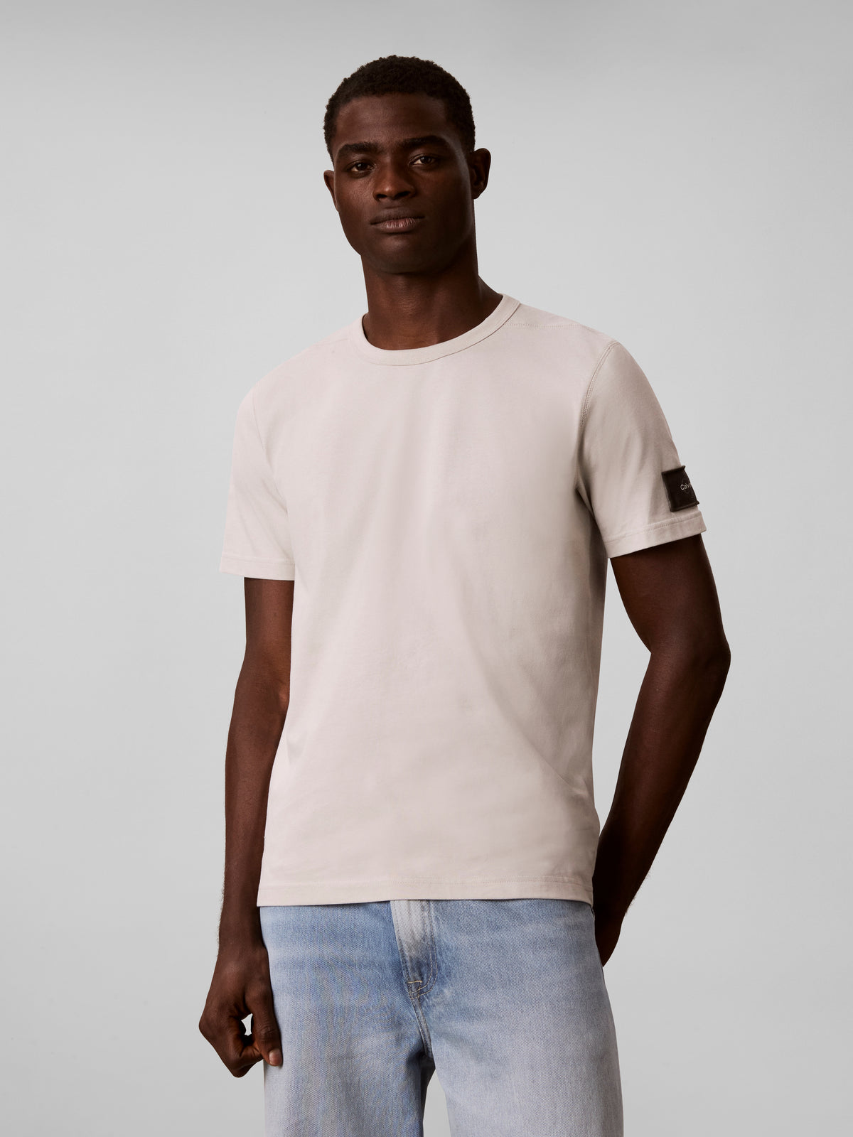 Calvin Klein Sueded Badge T-shirt RJ206G