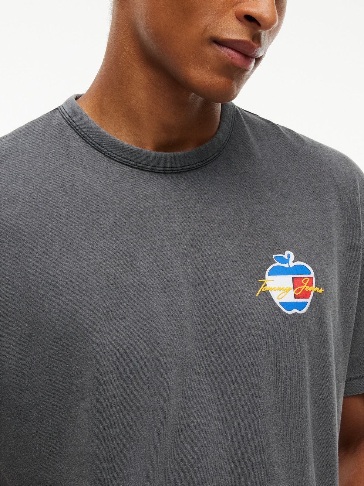 Tommy Jeans Apple Back Print T-Shirt 23551