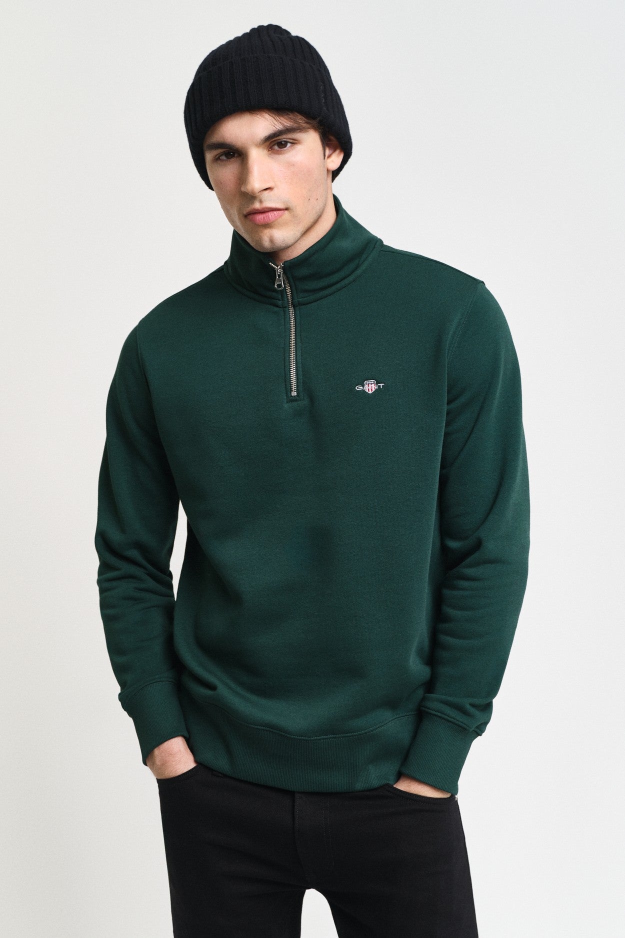 Gant Regular Shield Half-Zip Sweater 2008005