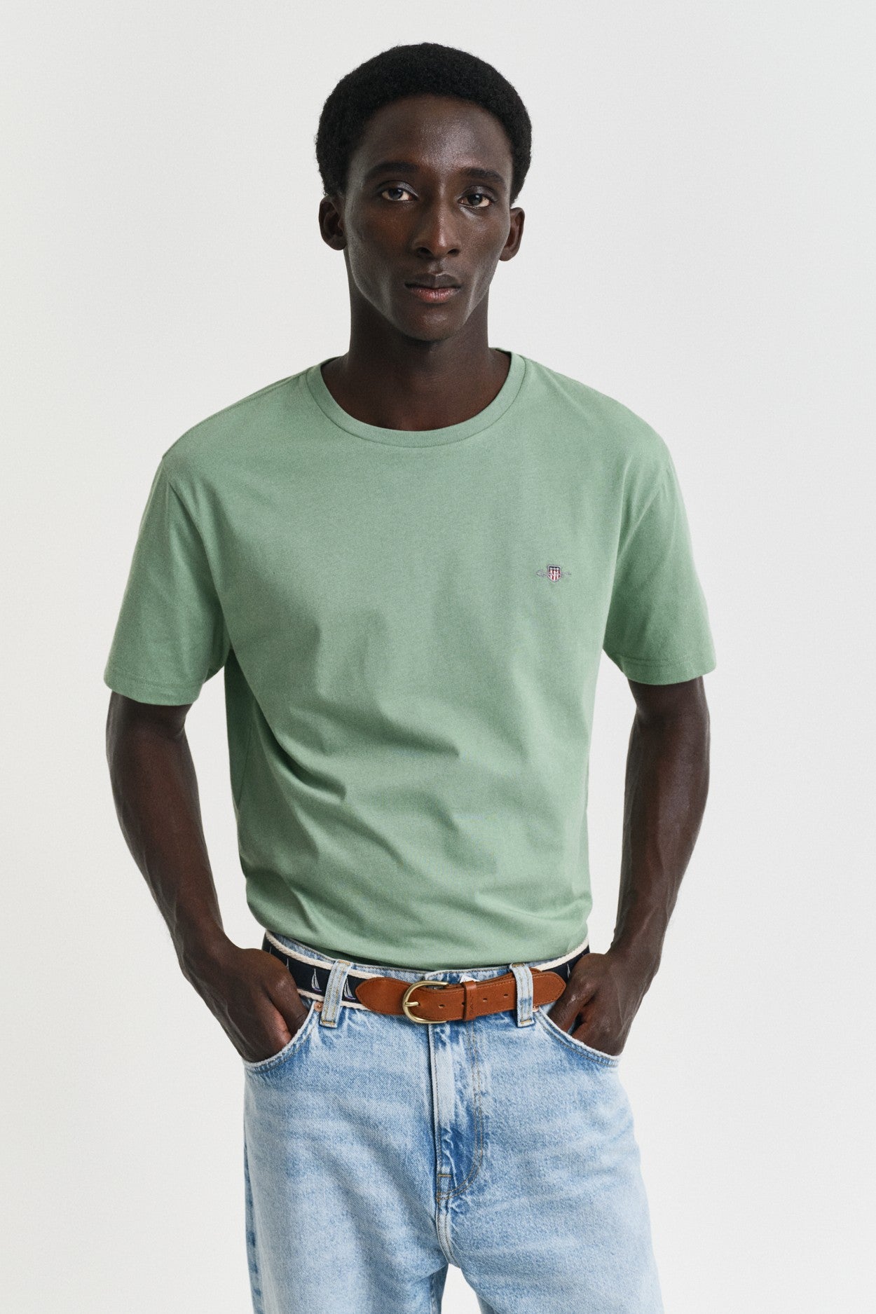Gant Regular Fit Shield T-Shirt