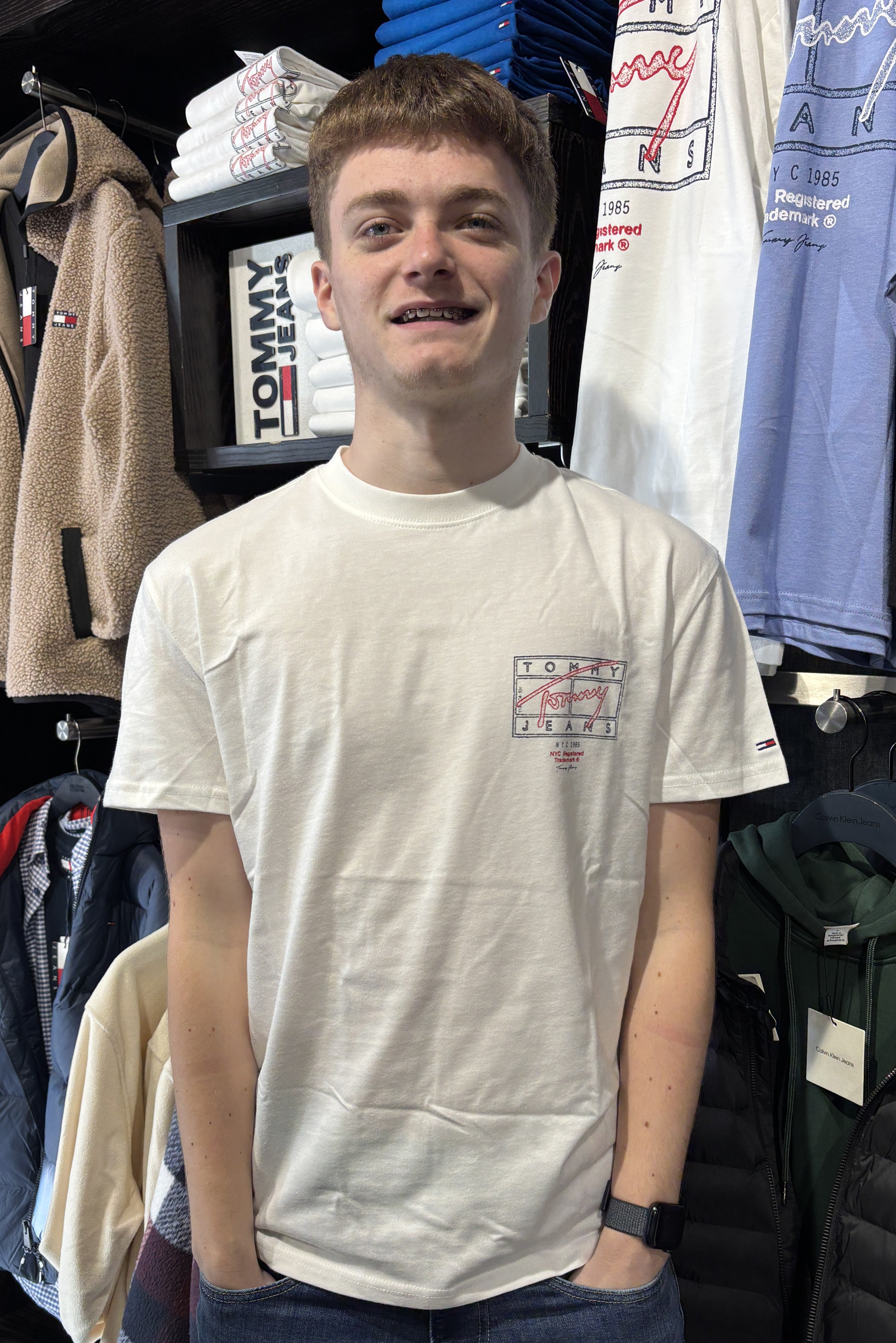 Tommy Jeans Regular Sign Spray T-Shirt 22319