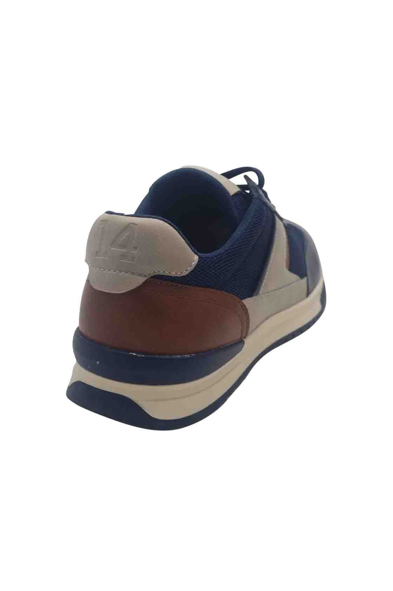 Lloyd & Pryce Tommy Bowe Deswal Trainer