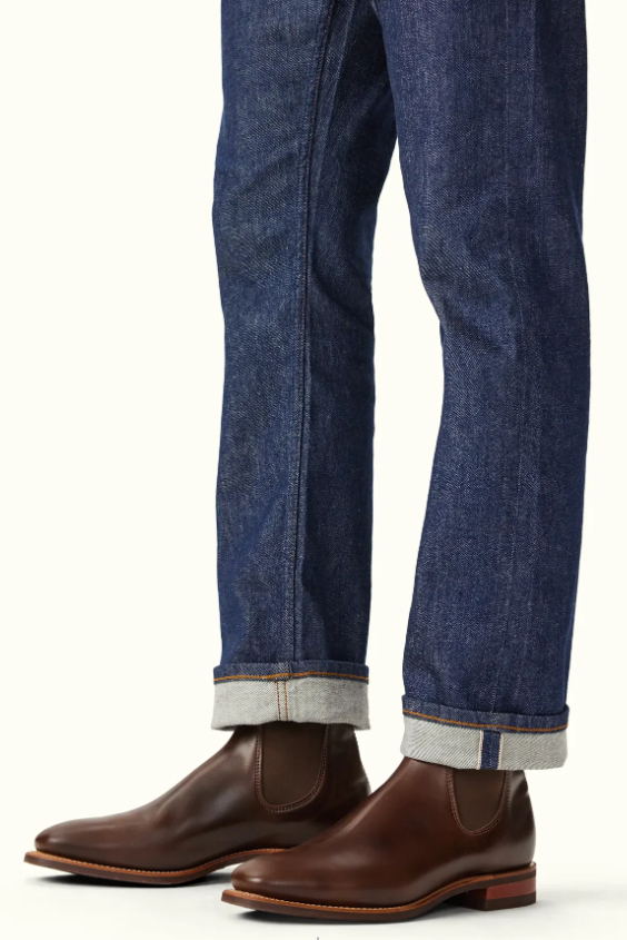 RM Williams Comfort Craftsman Walnut Chelsea Boot
