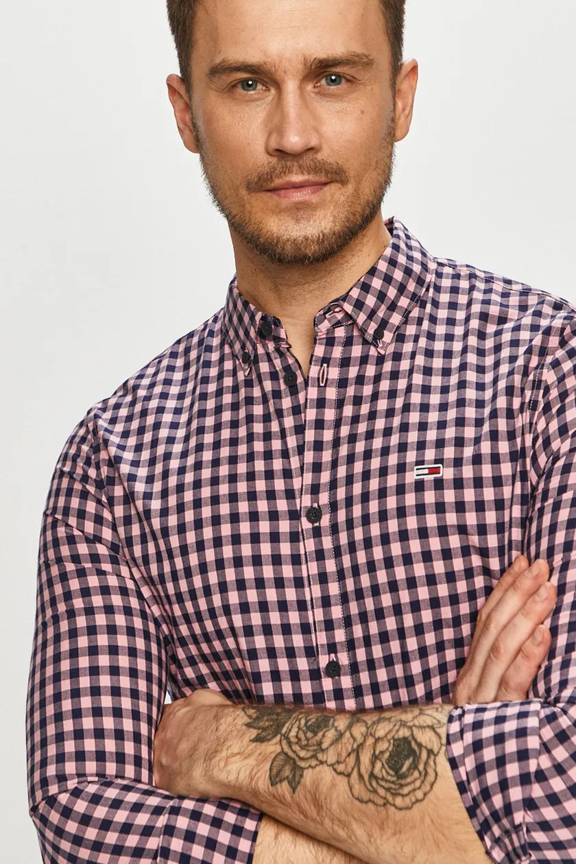Tommy Jeans Slim Fit Essential Slim Fit Gingham Shirt