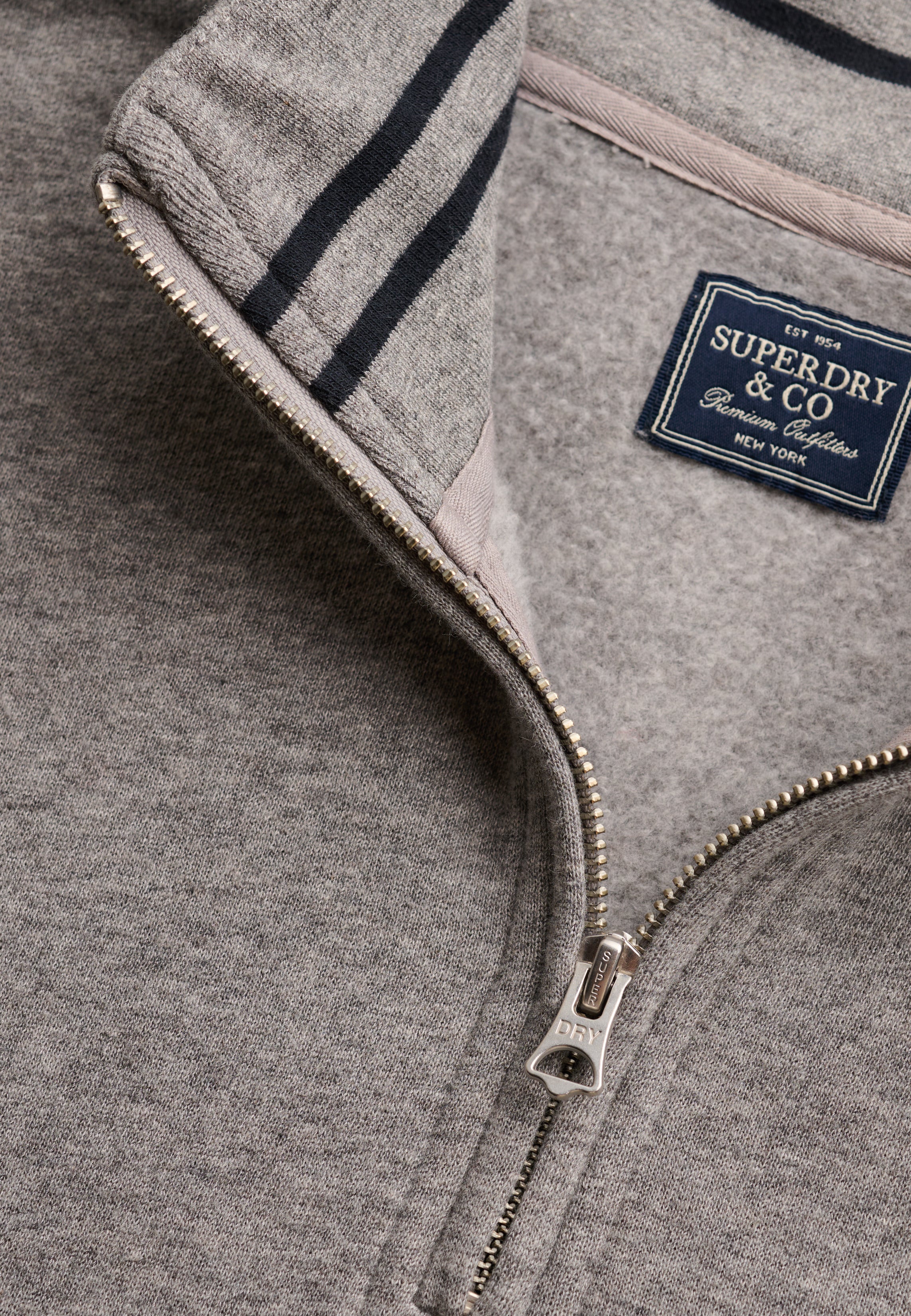 Superdry Serif Logo Half Zip Sweatshirt M2014700A