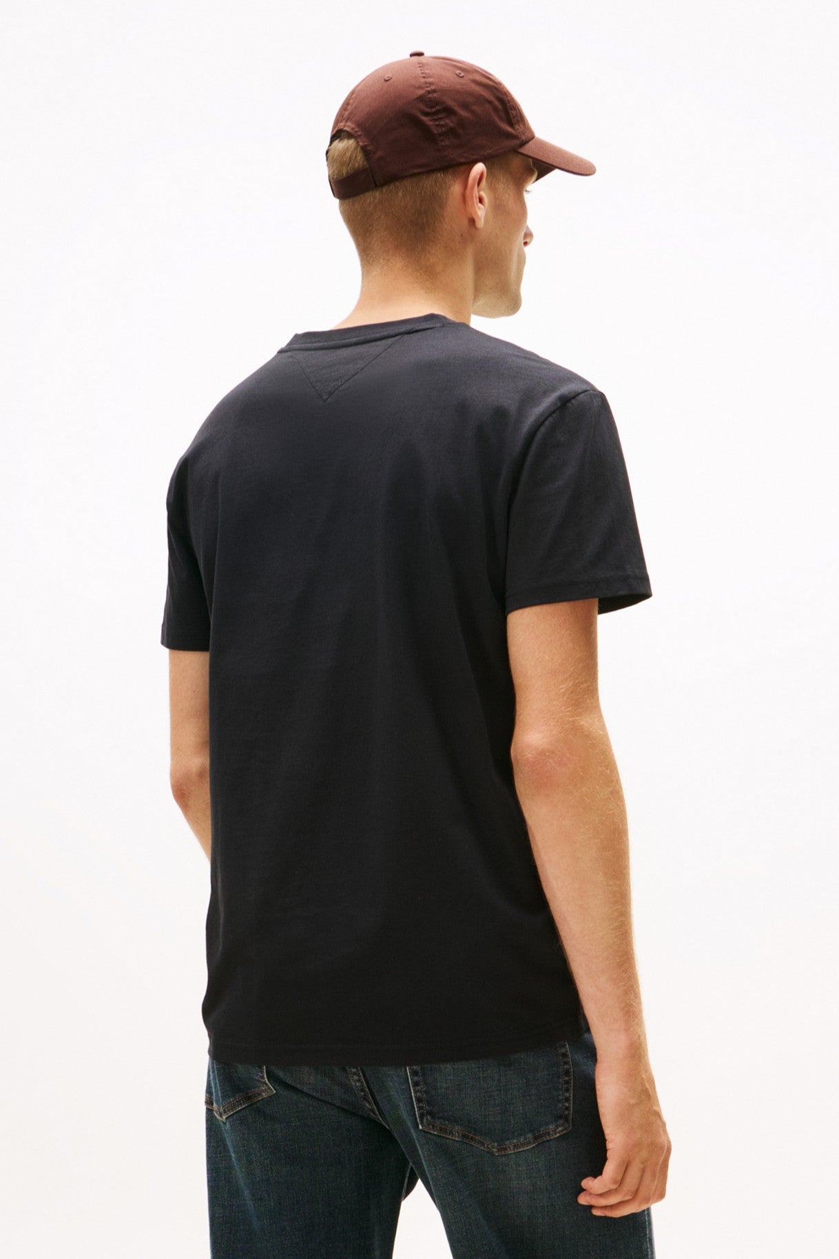 Tommy Jeans Tonal Logo Knit T-Shirt 22138
