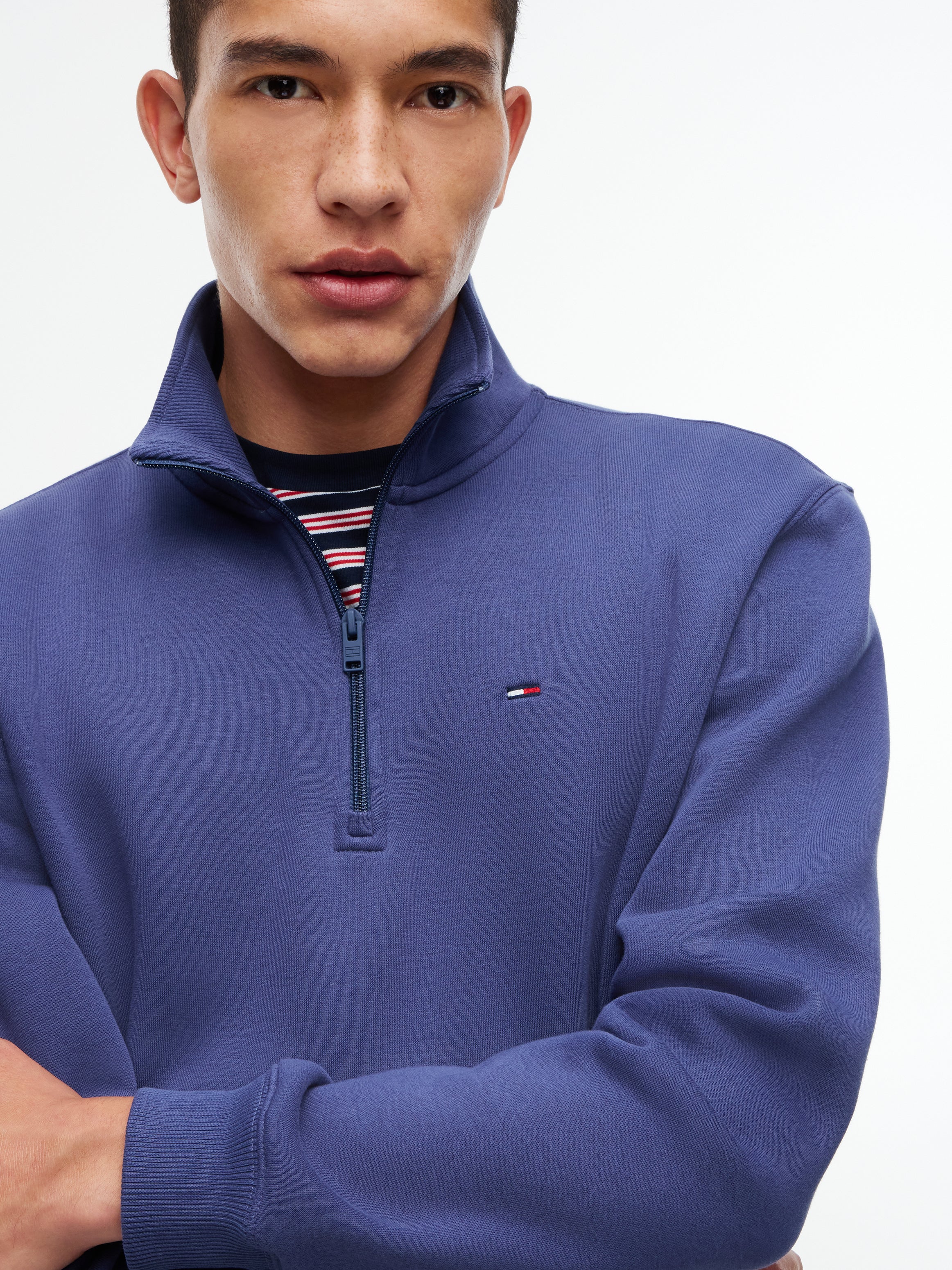 Tommy Jeans Regular Fleece 1/4 Zip Sweatshirt 20339