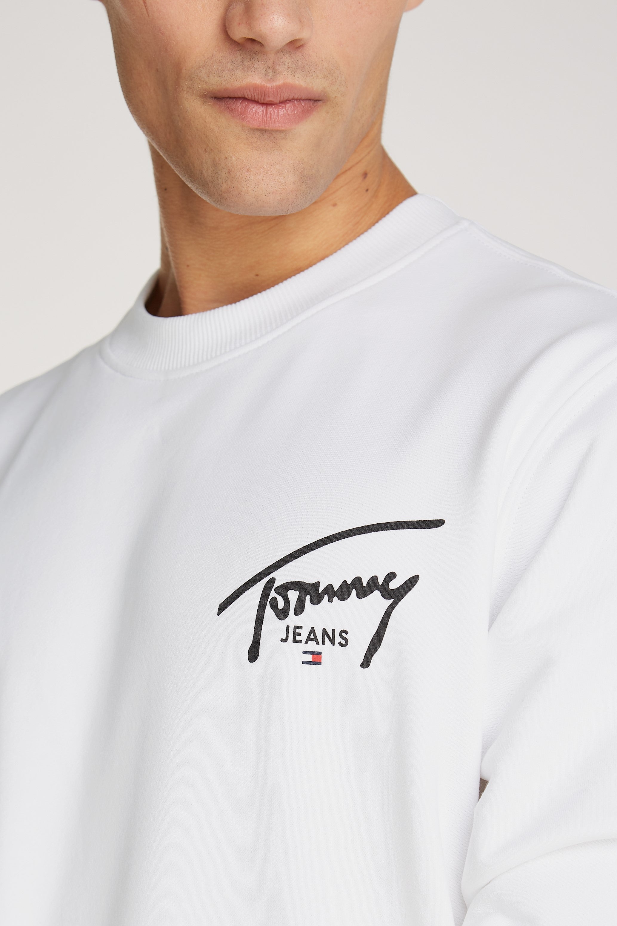 Tommy Jeans Entry Graphic Crew Neck Sweatshirt White