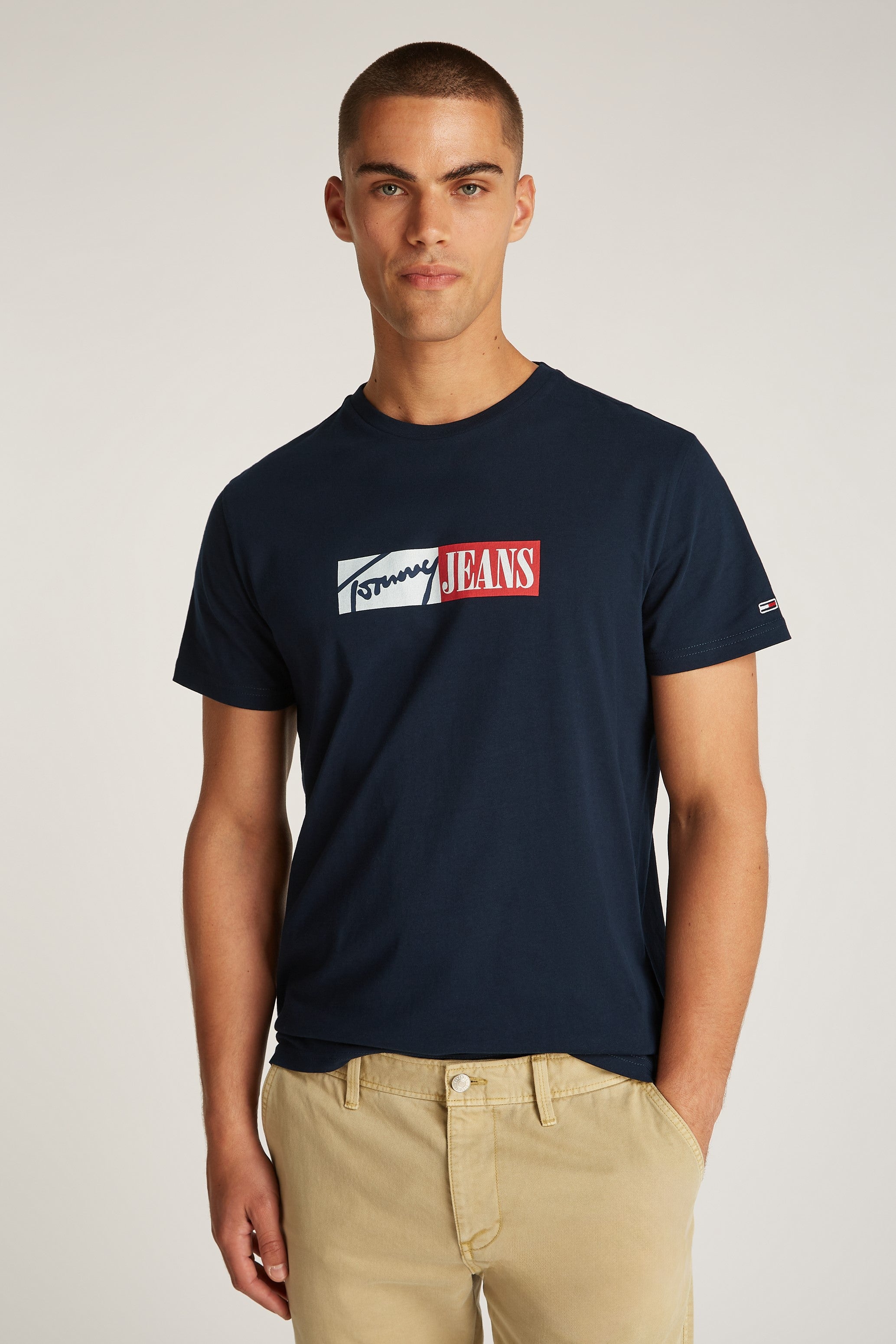 Tommy Jeans Slim Entry Graphic Tee