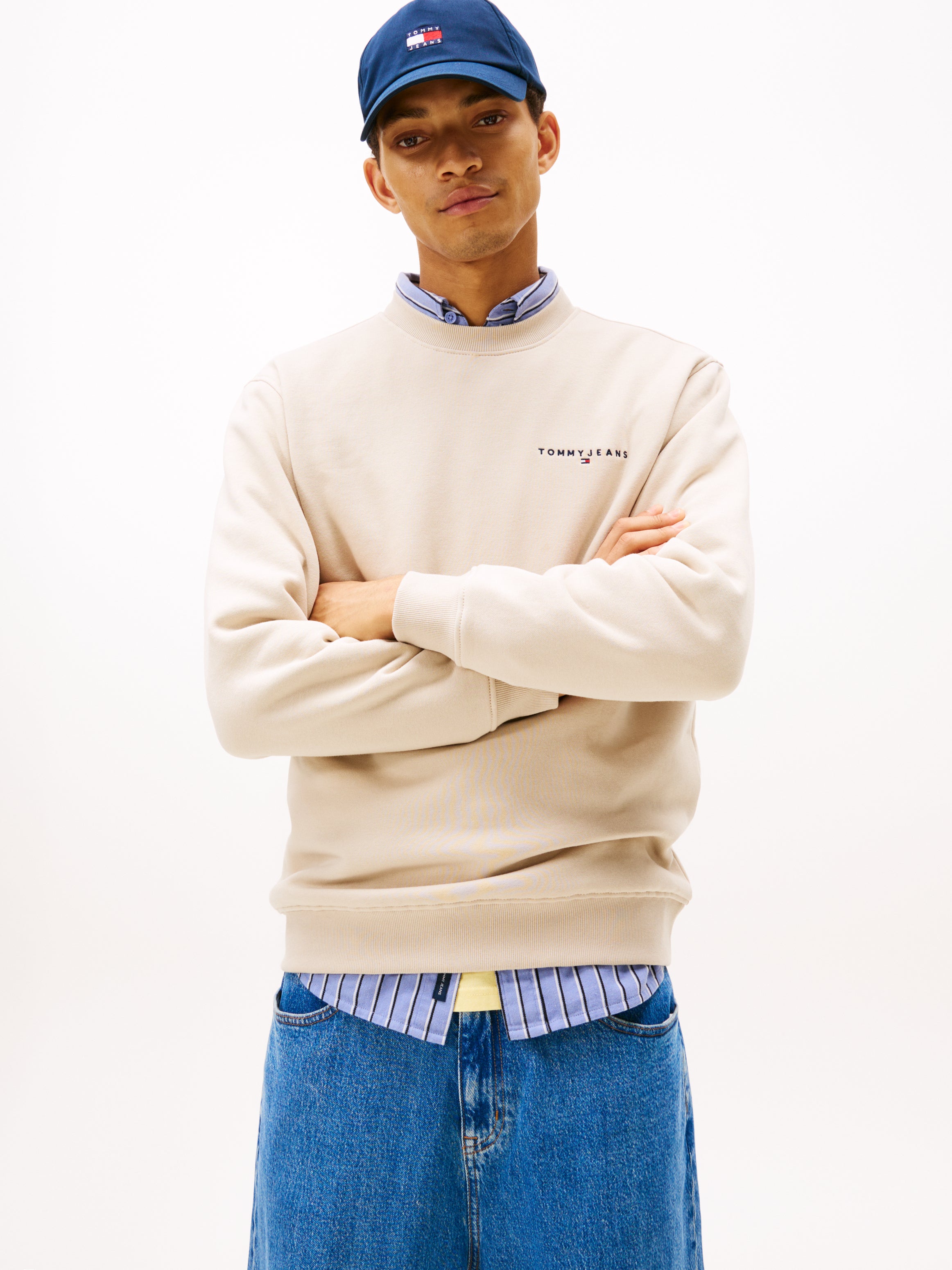 Tommy Jeans Regular Linear Crew Sweater 20249