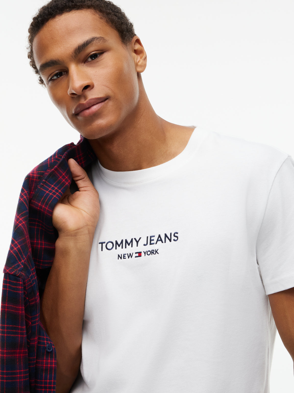 Tommy Jeans Linear Logo Embroidery T-Shirt 23890