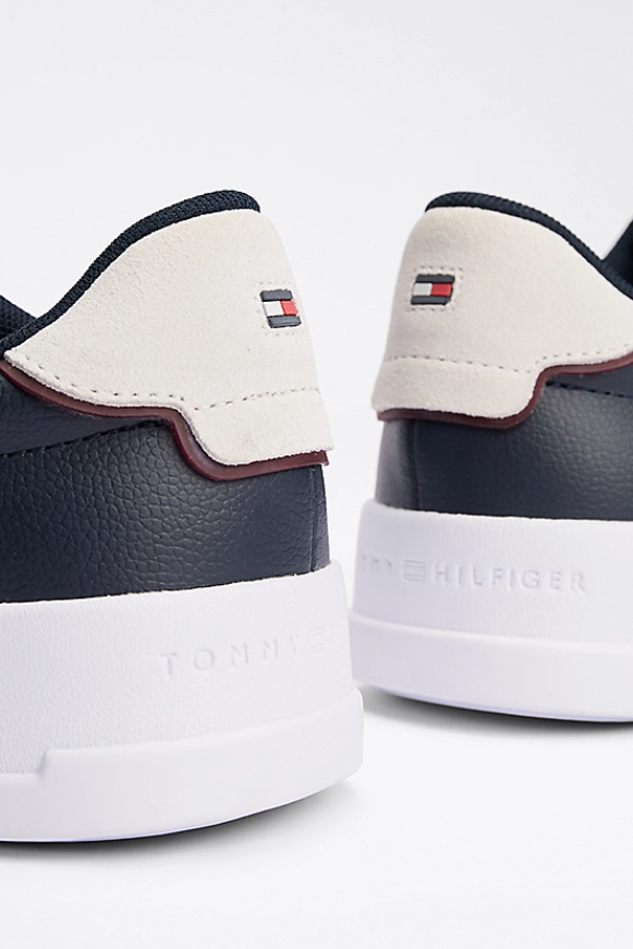 Tommy Hilfiger Pebble Grain Court Trainer 05367