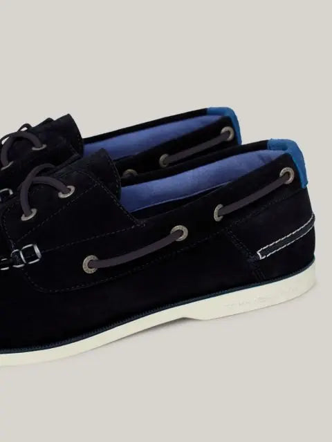 Tommy Hilfiger Suade Boat Shoe (04505) Desert Sky OG2