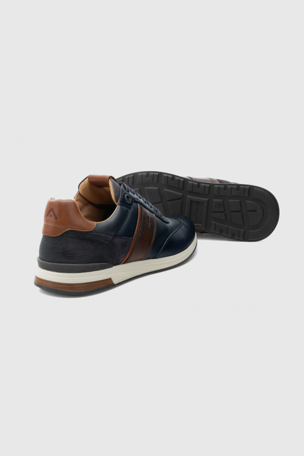 Ambitious Footwear SLOW Classic Sneaker