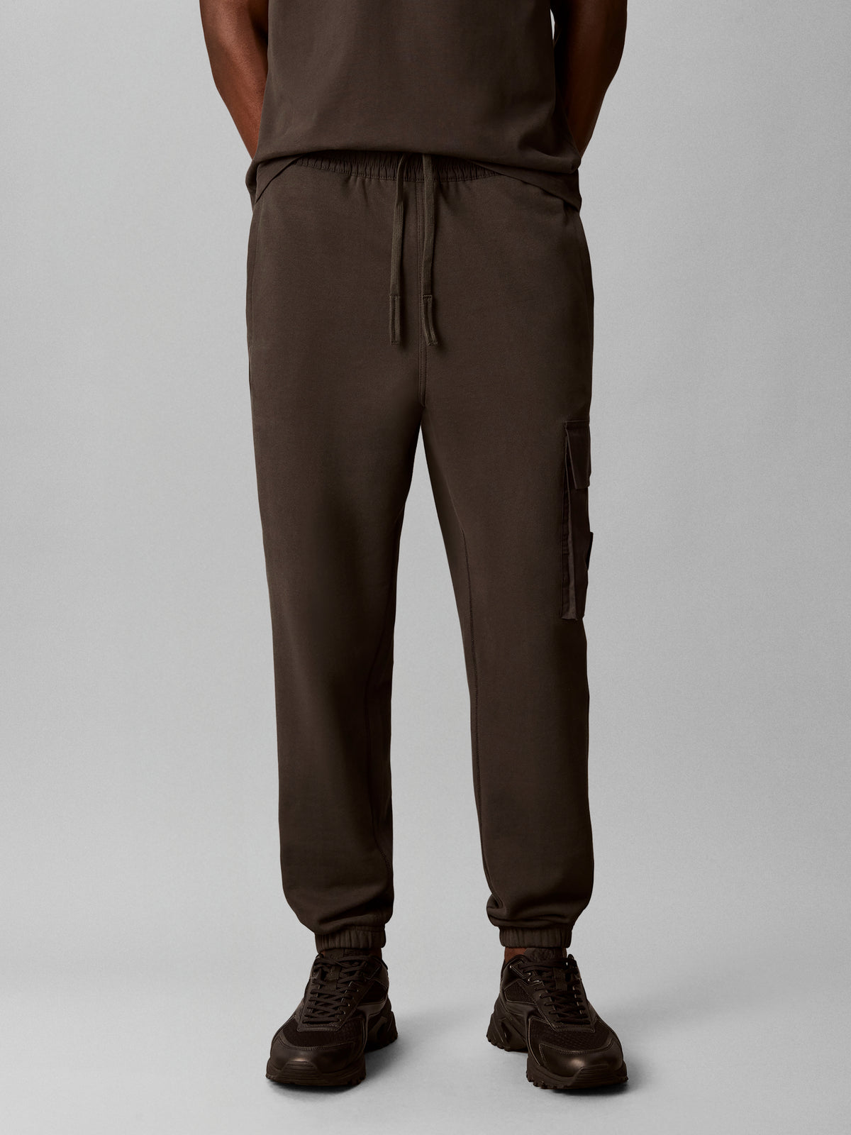 Calvin Klein 350 Terry Cargo Joggers RJ204G
