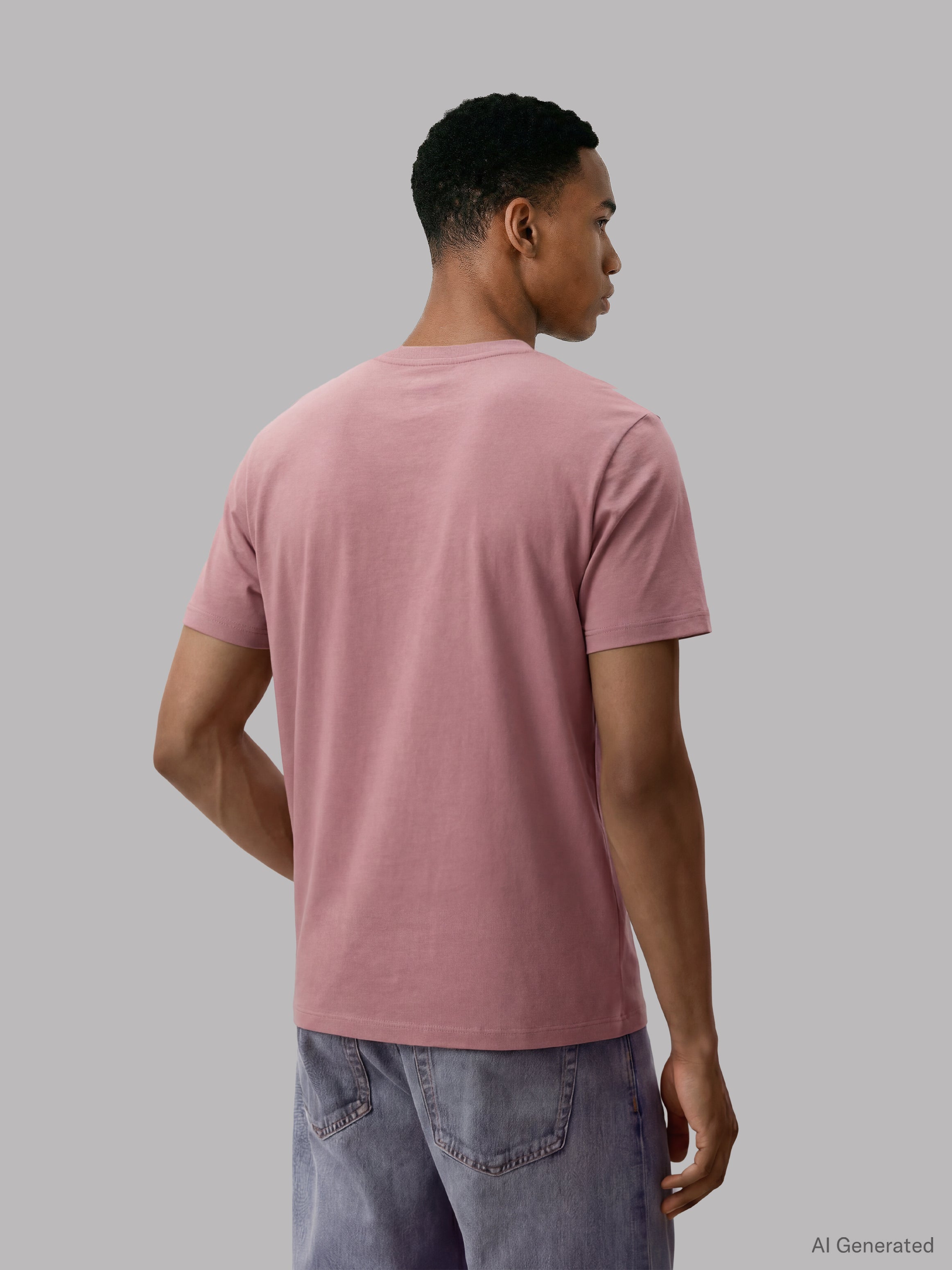 Calvin Klein Classic Monogram T-Shirt RD254G