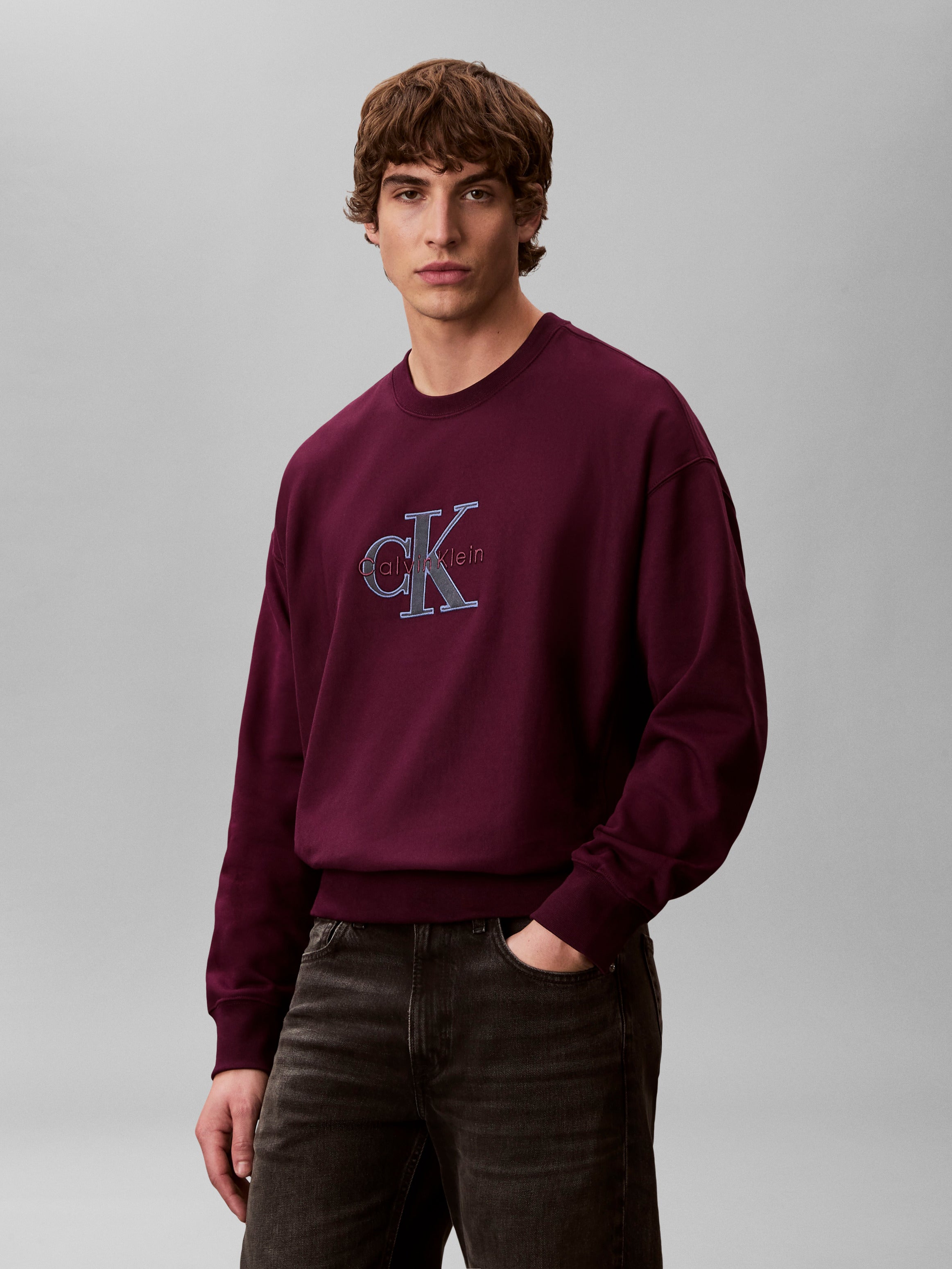 Calvin Klein Tricolor Graphic Crew Sweater RE200G