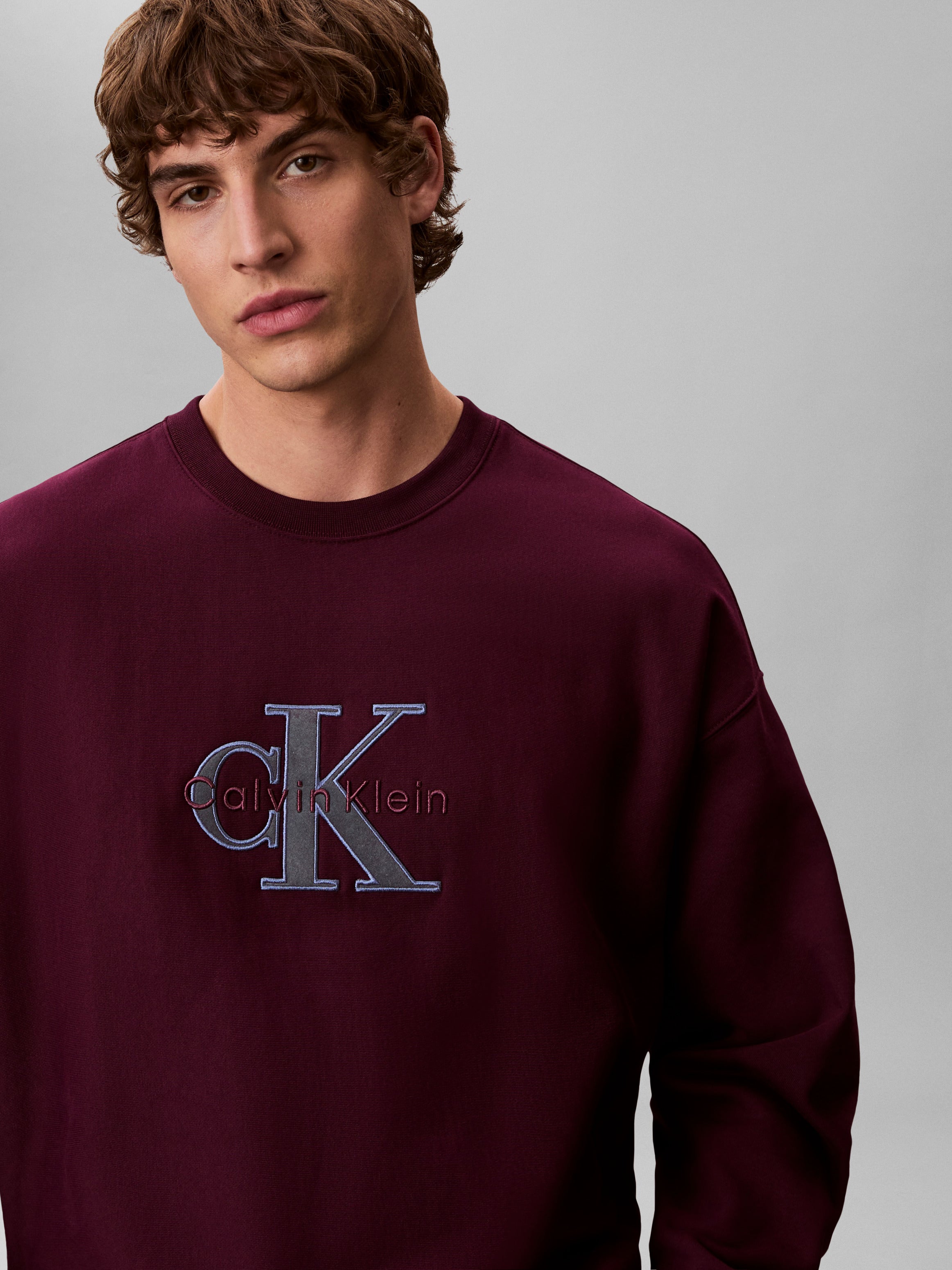 Calvin Klein Tricolor Graphic Crew Sweater RE200G