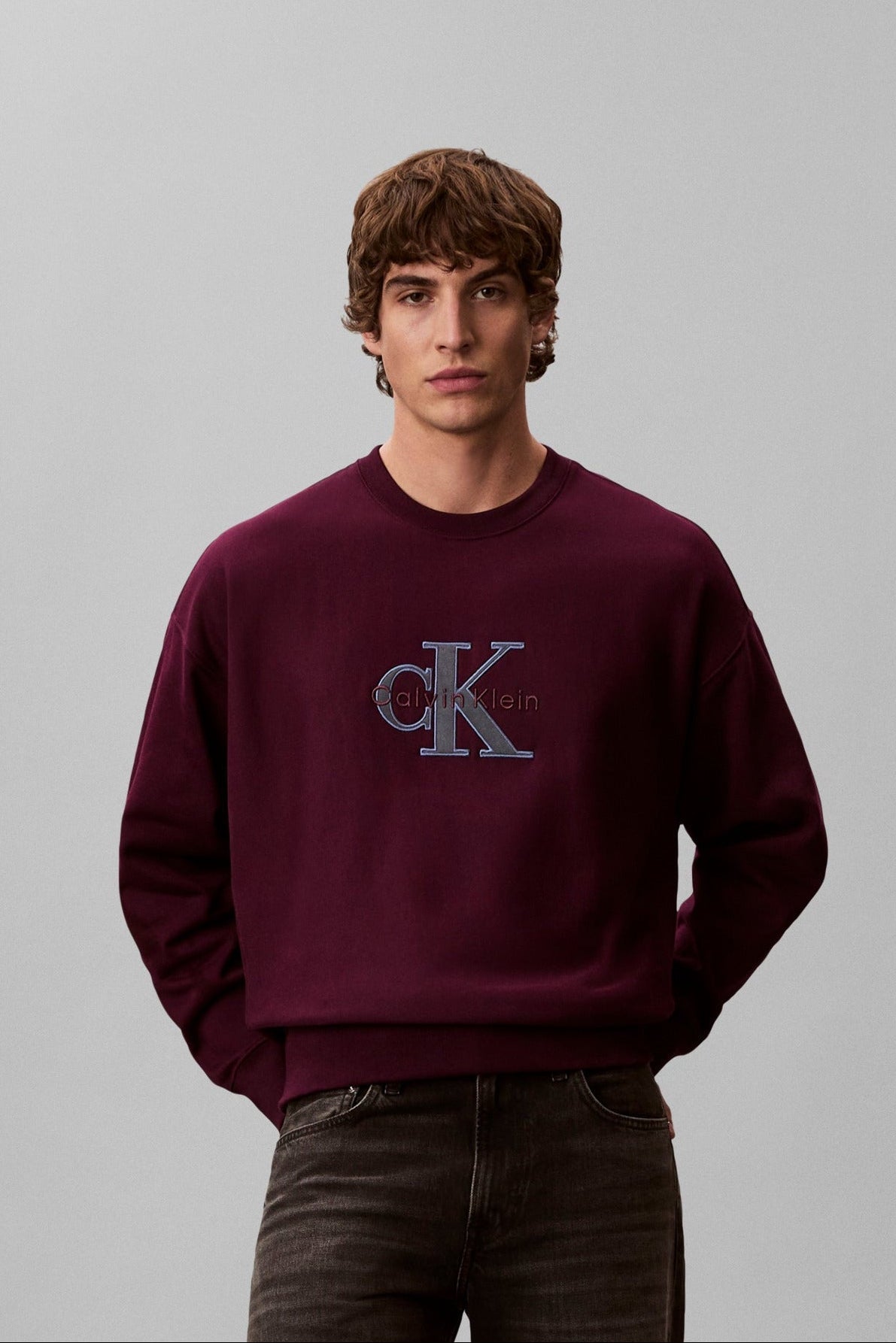 Calvin Klein Tricolor Graphic Crew Sweater RE200G