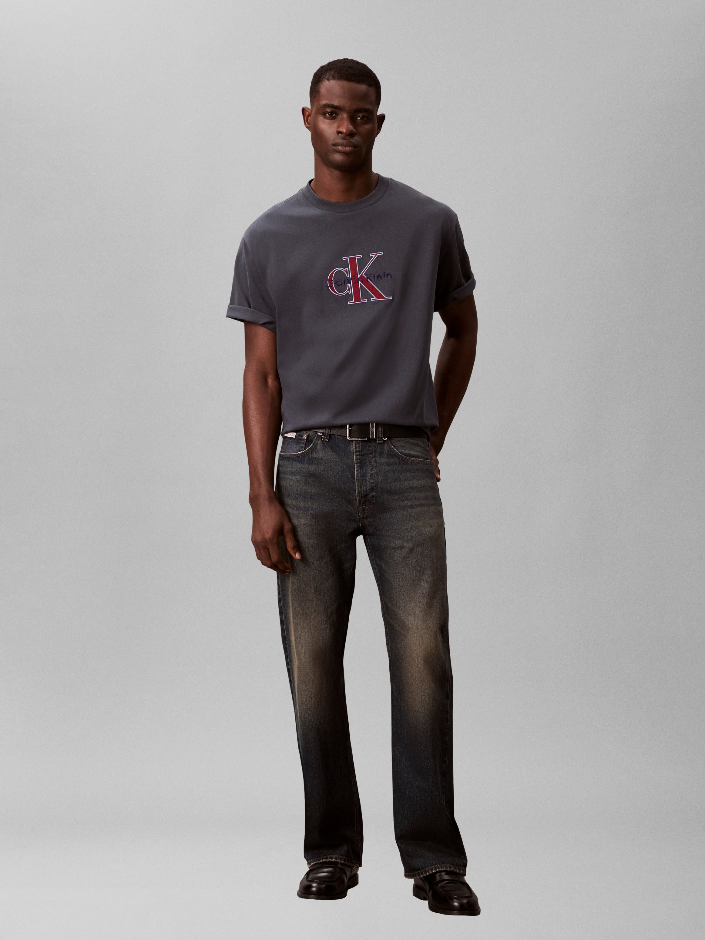 Calvin Klein Tricolor Graphic T-Shirt RE815G