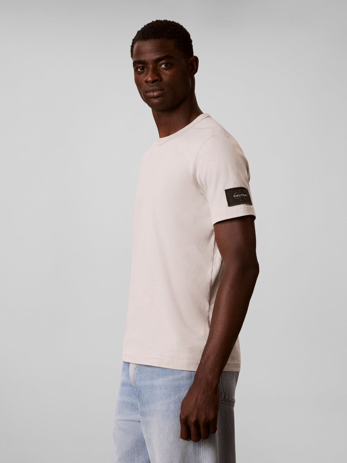 Calvin Klein Sueded Badge T-shirt RJ206G