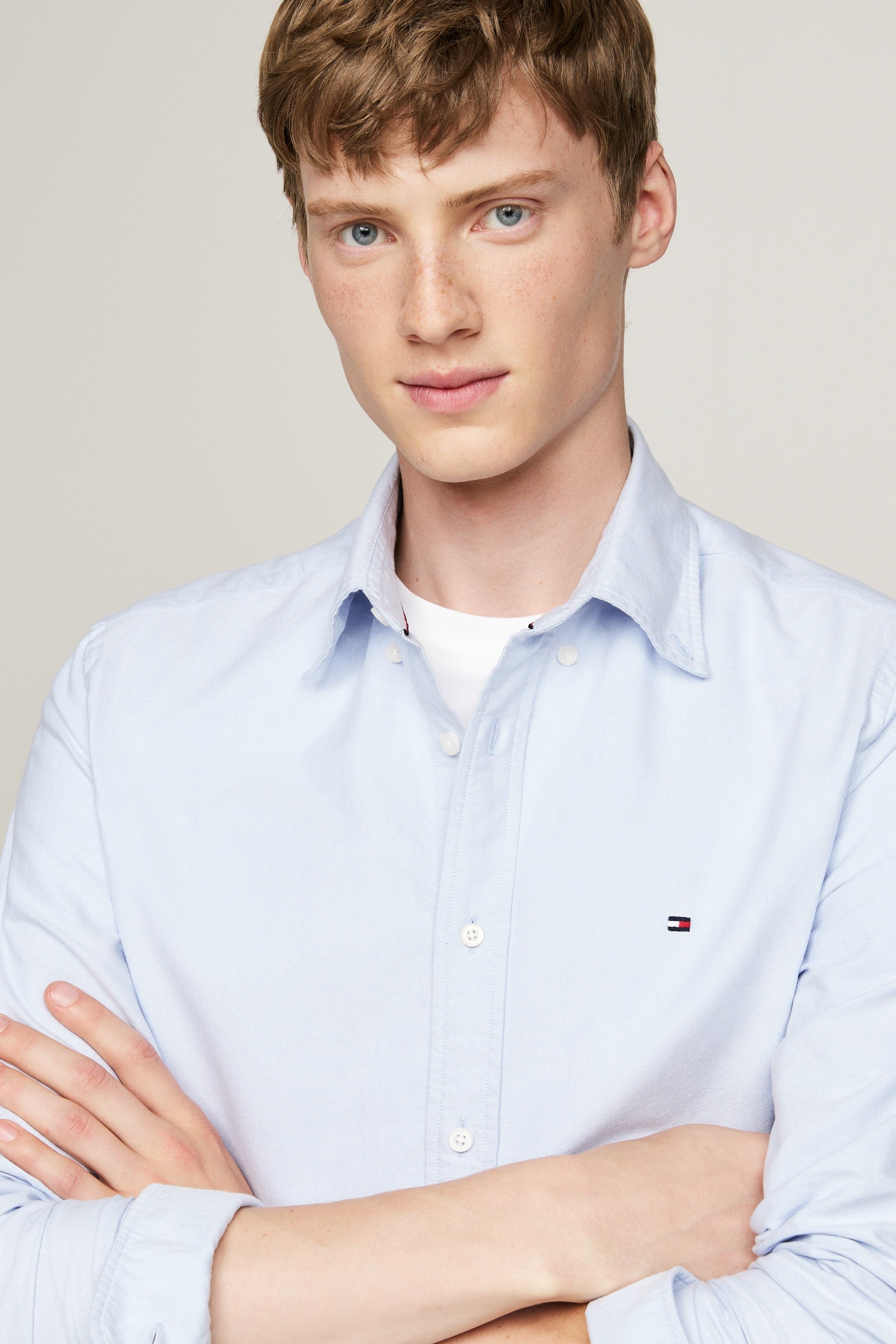 Tommy Hilfiger Solid Regular Fit Oxford Shirt