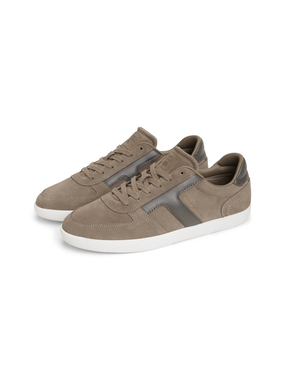 Tommy Hilfiger Tribeca Suede Sneaker 06094