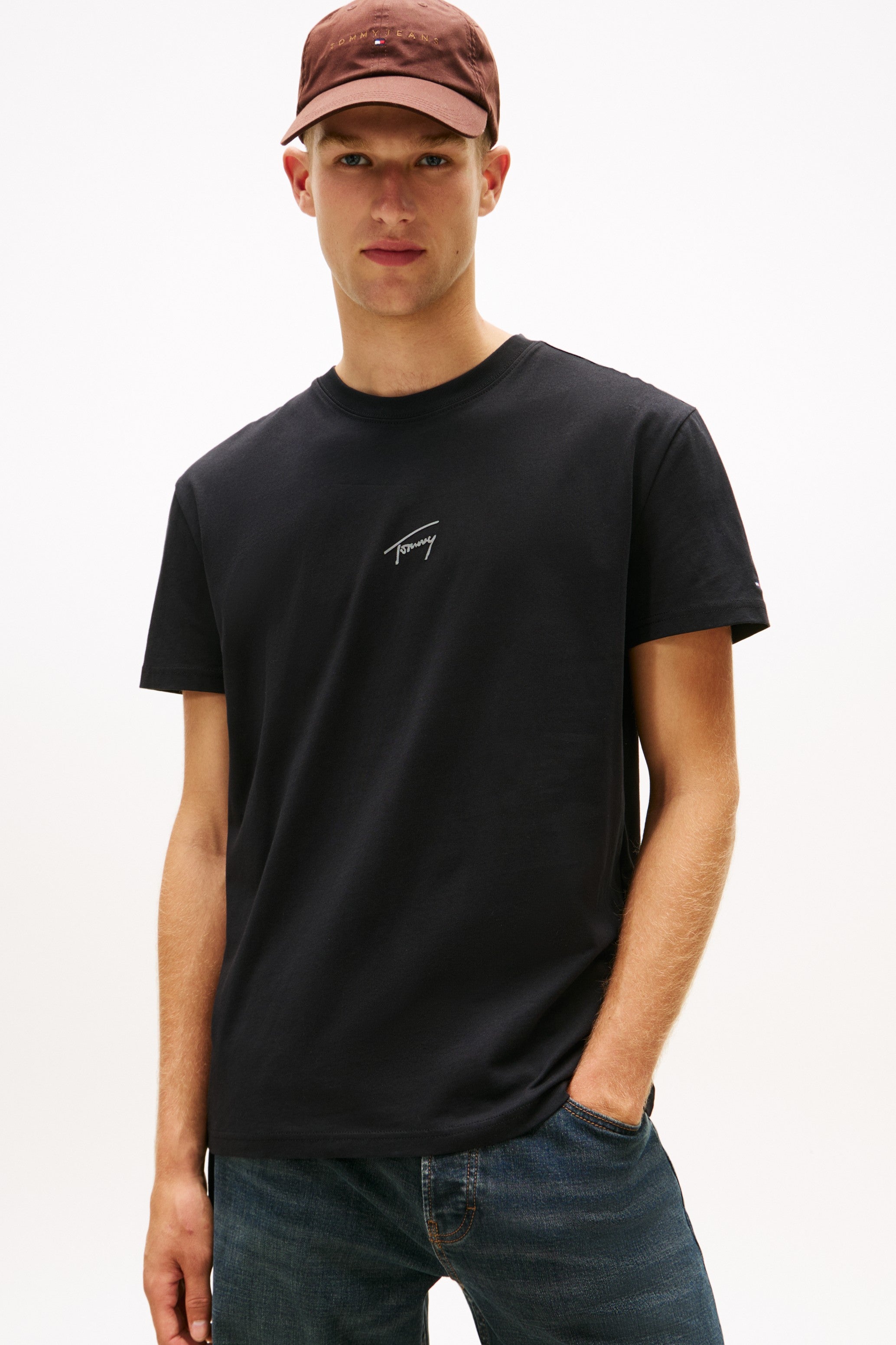 Tommy Jeans Tonal Logo Knit T-Shirt 22138