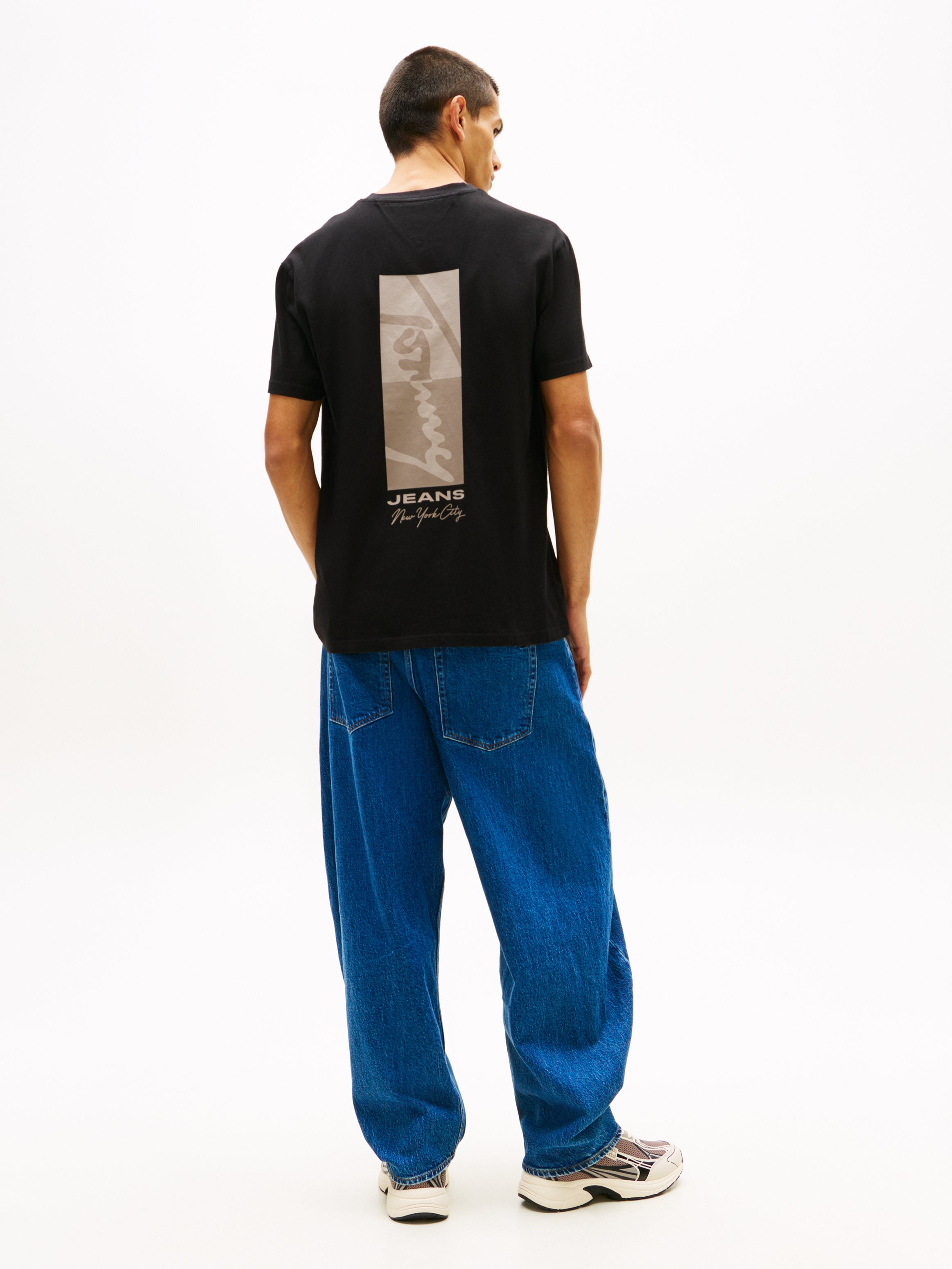 Tommy Jeans Regular Block Sign T-Shirt 22532