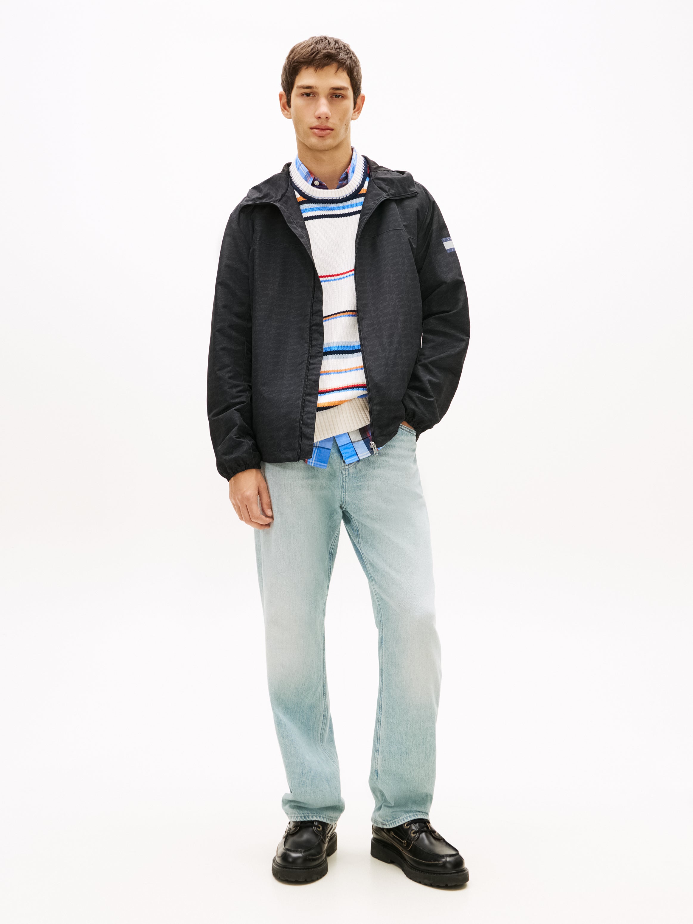 Tommy Jeans Signature Logo Windbreaker 22735