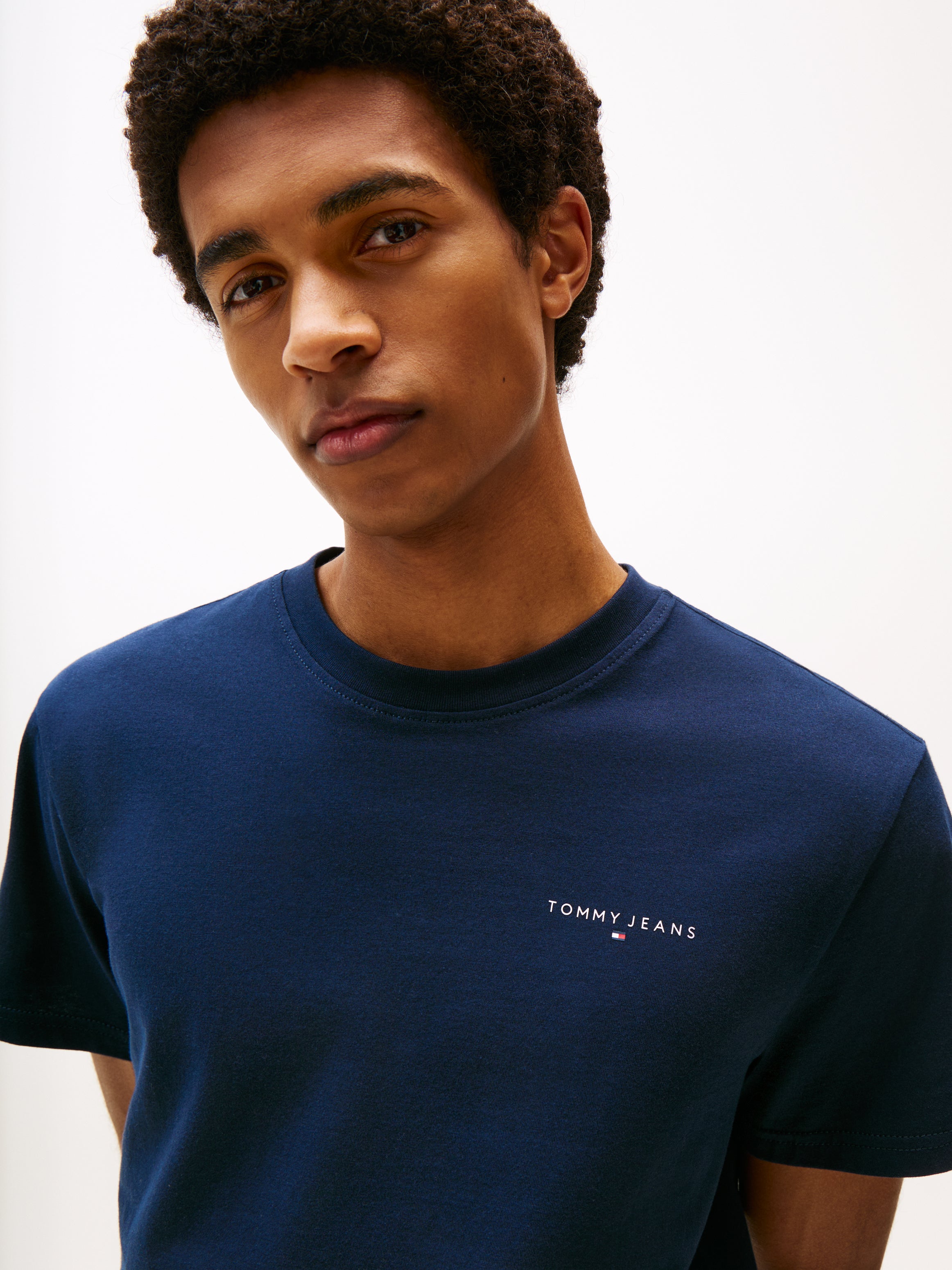 Tommy Jeans Slim Linear Logo T-Shirt 21780