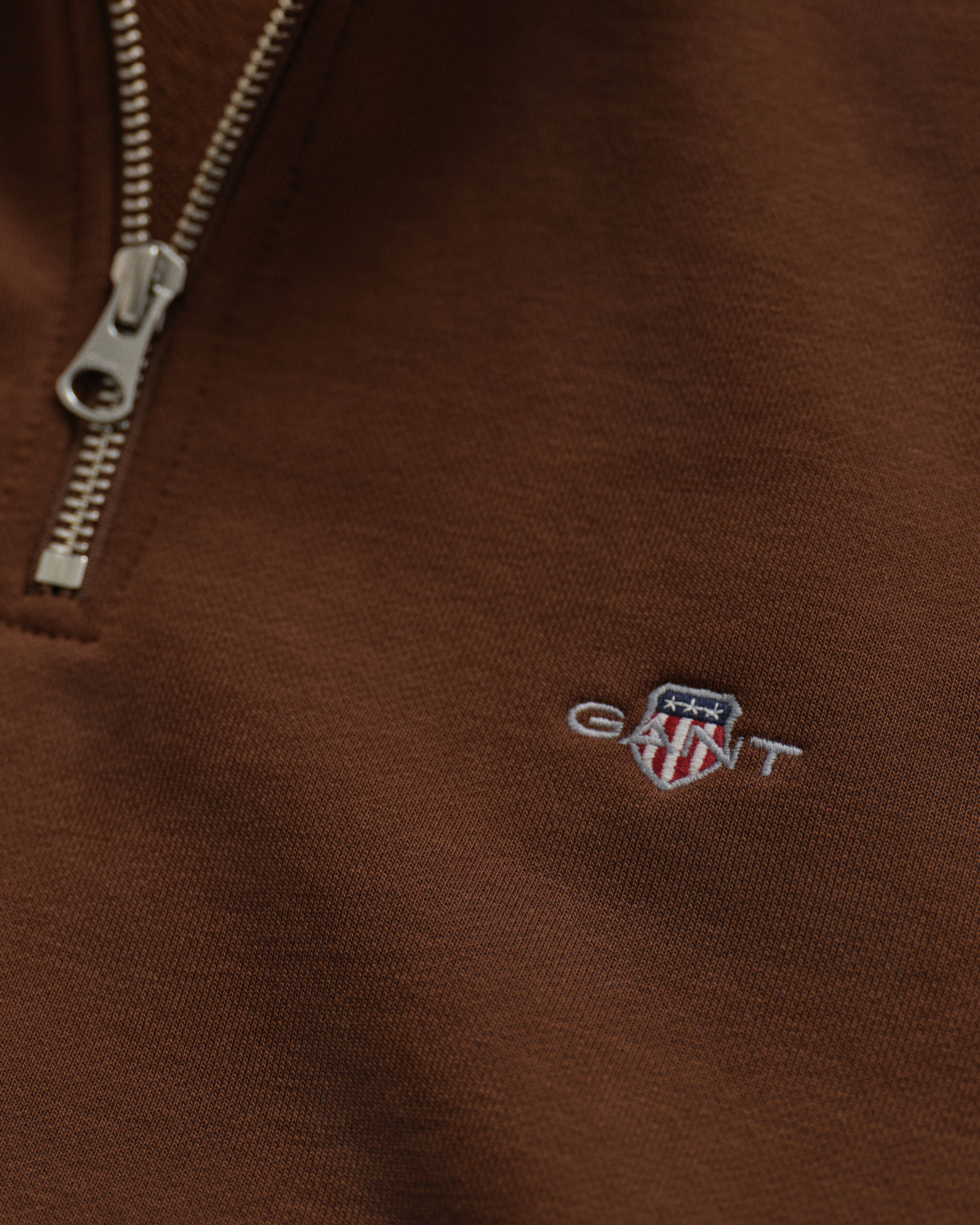 Gant Regular Shield Half-Zip Sweater 2008005